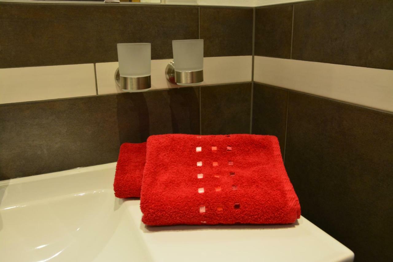 Appartement Wieshof Neukirchen am Grossvenediger Luaran gambar